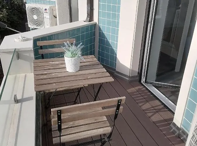 شقة Porta 10 - Perfect For 2 With Small Terrace أفيرو