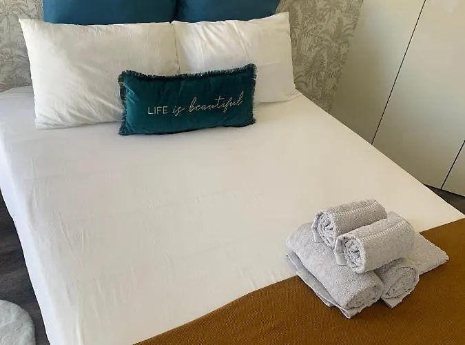 شقة Porta 10 - Perfect For 2 With Small Terrace أفيرو